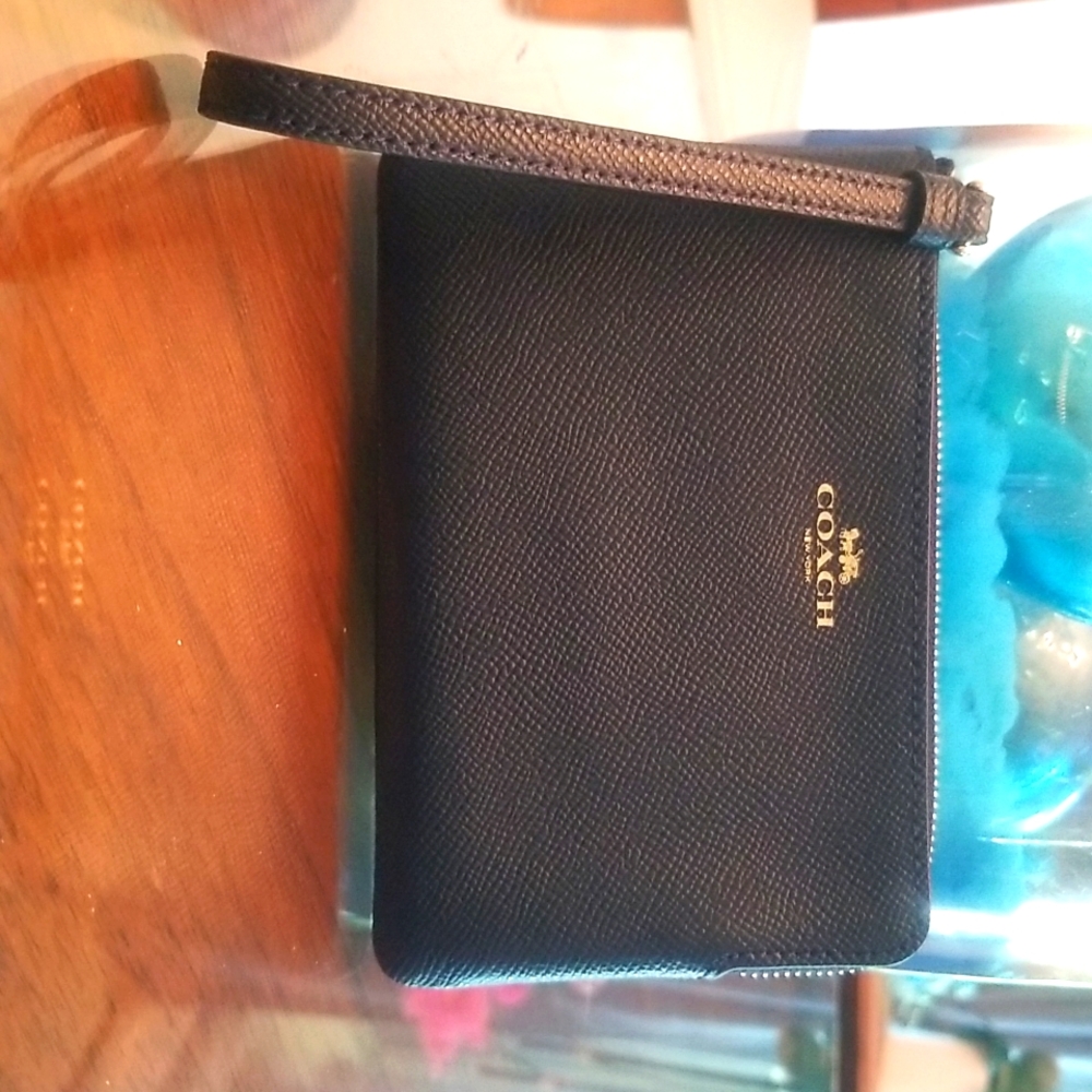 NEW WT Coach Wristlet  only 1 left